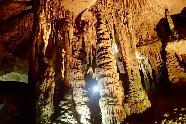 Tuckaleechee Caverns