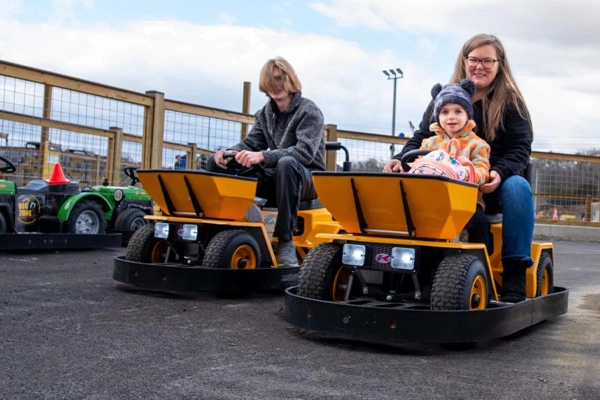 Dig'n Zone Theme Park Dig'n Zone Theme Park